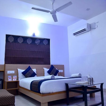 Divud Ecom Hotel Amritsar Exterior photo