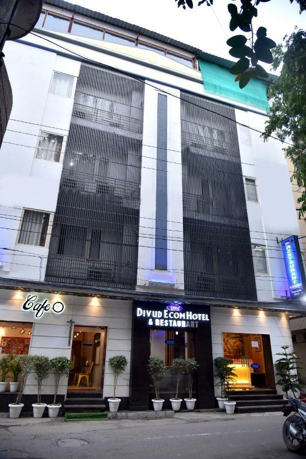 Divud Ecom Hotel Amritsar Exterior photo