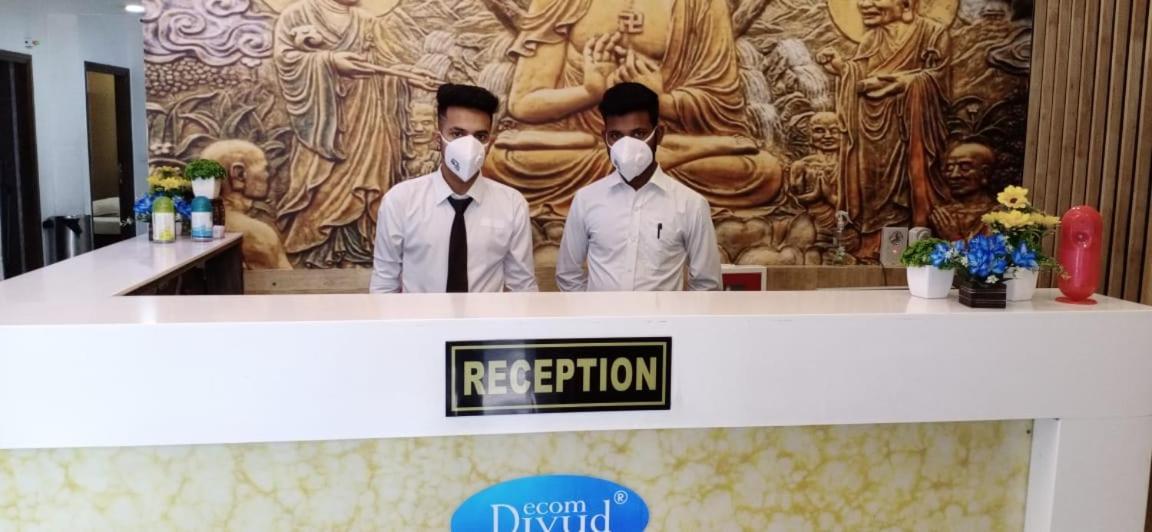 Divud Ecom Hotel Amritsar Exterior photo